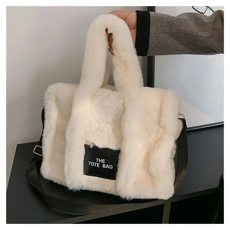 Sac en fausse fourrure